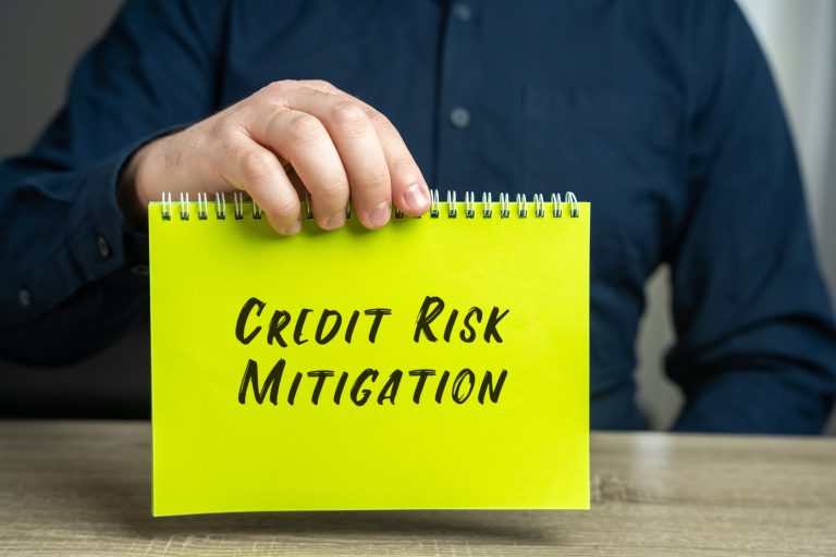 How to Intercept Bad Debt and Manage Trade Credit Risk